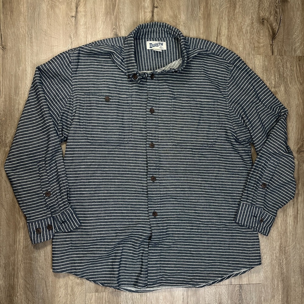 Duluth Men's Free Swingin' Flannel Relaxed Fit Shirt Striped Gray Large Button